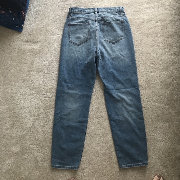 Urban Outfitters BDG Mom Jean - Picture 4 of 4